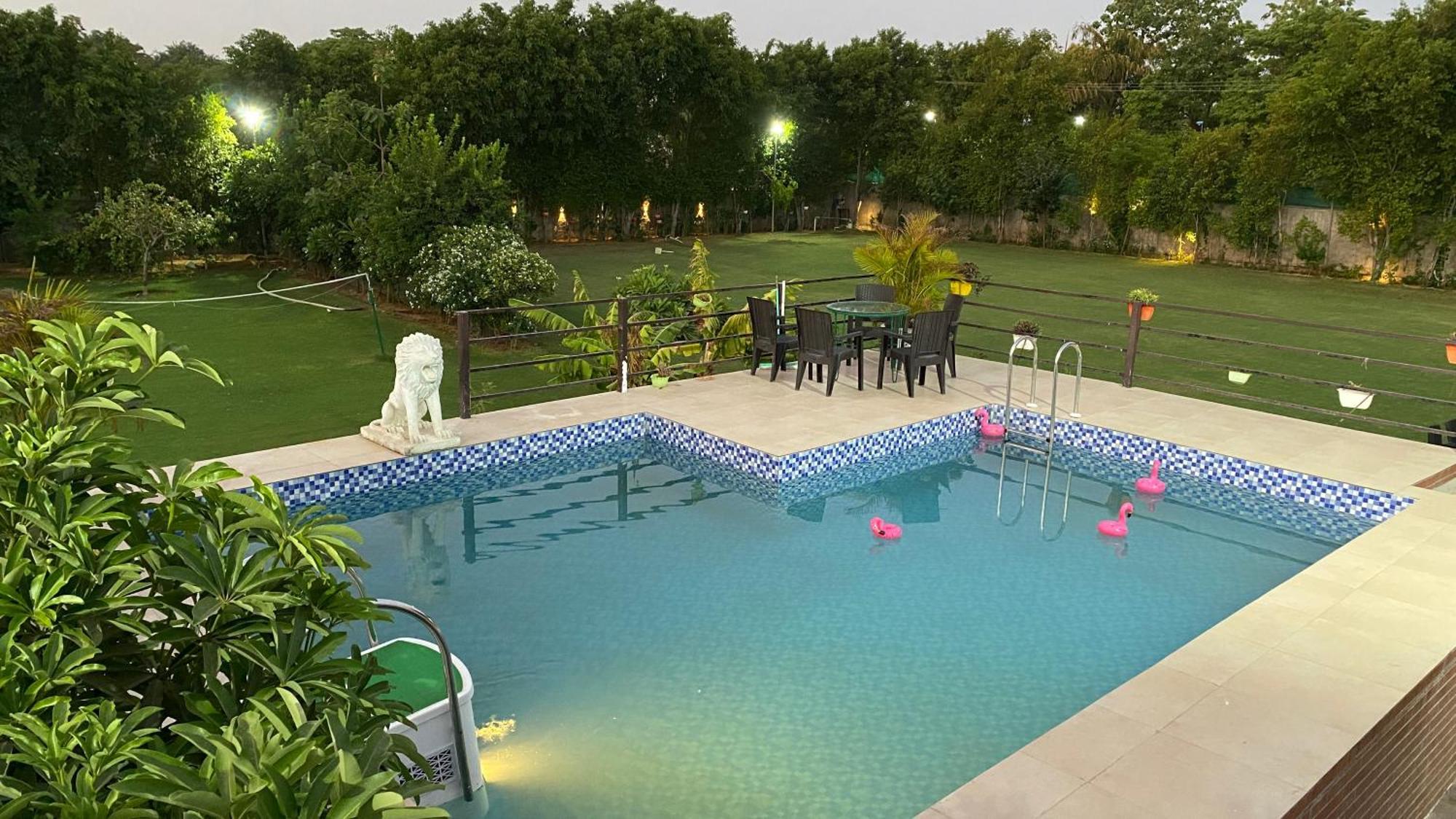 The Singh Farm Cosy Private Pool Farm Villa Gurgaon Eksteriør bilde