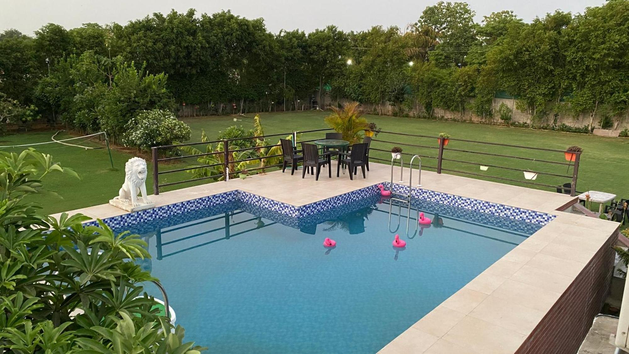 The Singh Farm Cosy Private Pool Farm Villa Gurgaon Eksteriør bilde
