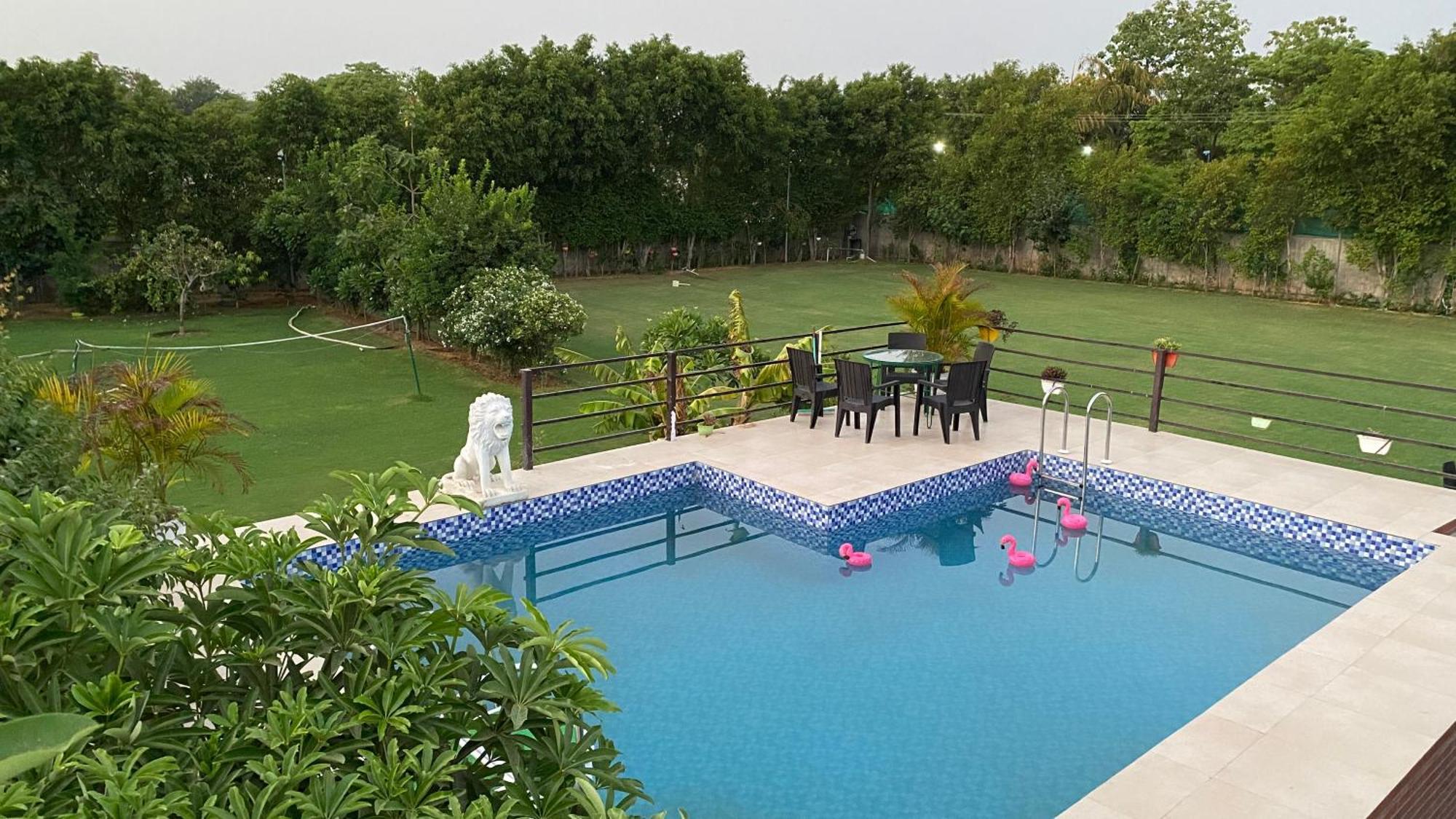 The Singh Farm Cosy Private Pool Farm Villa Gurgaon Eksteriør bilde